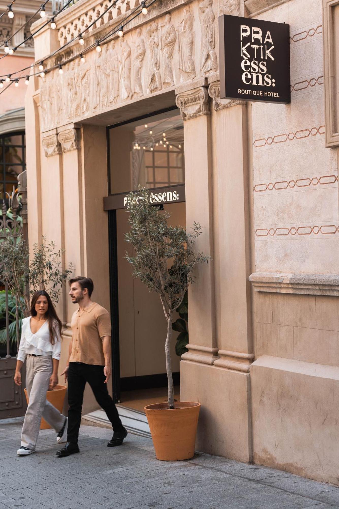 Praktik Essens Barcelona Exterior foto